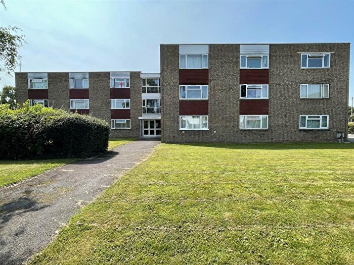 Studio To Rent In Sutherland Close, Romsey, SO51