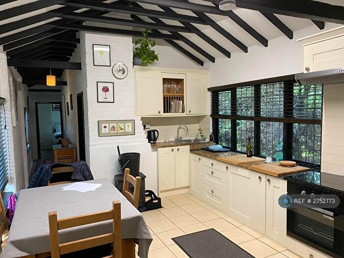 2 Bedroom Bungalow To Rent In Gardeners Cottage, Lingfield, RH7