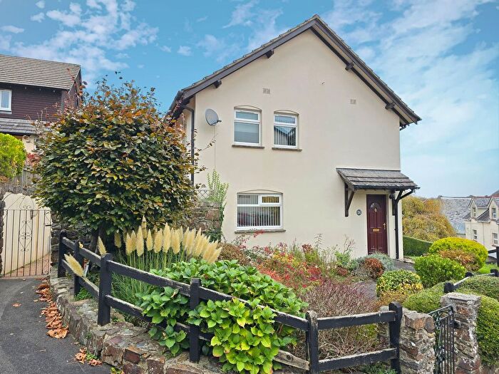 2 Bedroom Semi-detached House For Sale In Jubilee Close, Okehampton, EX20