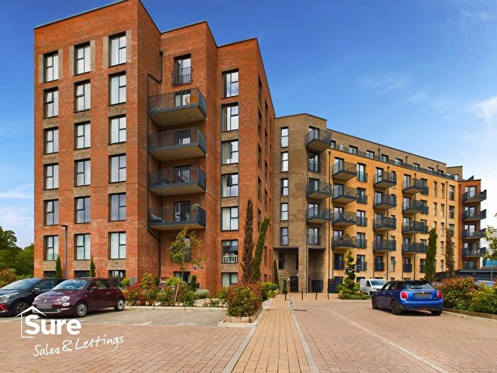 2 Bedroom Flat To Rent In The Foundry, Dacorum Way, Hemel Hempstead, Hertfordshire, HP1
