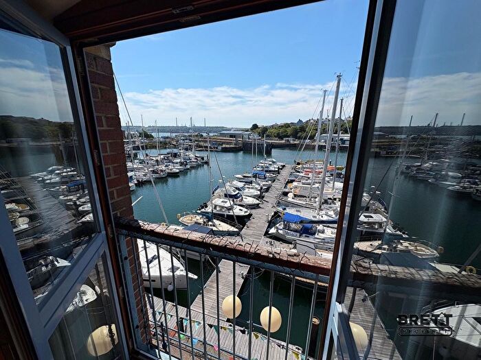 1 Bedroom Flat For Sale In Victory House, Nelson Quay, Milford Haven, SA73
