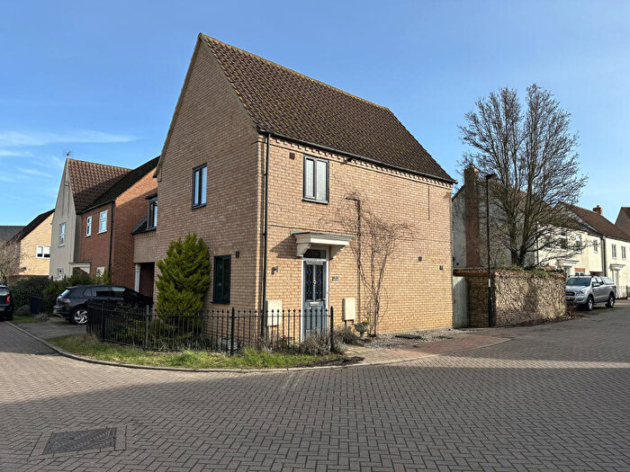 4 Bedroom Detached House For Sale In Tennyson Place, Ely, Cambridgeshire, CB6
