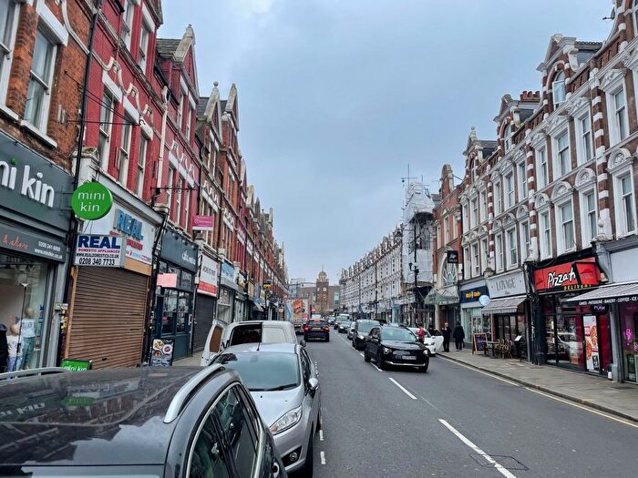 Studio To Rent In Broadway Parade, Crouch End, N8