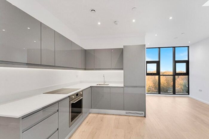 2 Bedroom Flat To Rent In **Limited Offer: Weeks Rent Free - Sunrise Parkway, Milton Keynes, MK14