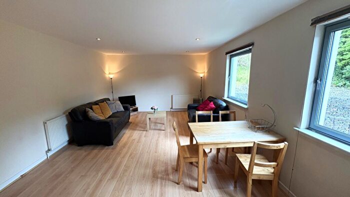 2 Bedroom Flat To Rent In Merkland Lane, Pittodrie, Aberdeen, AB24