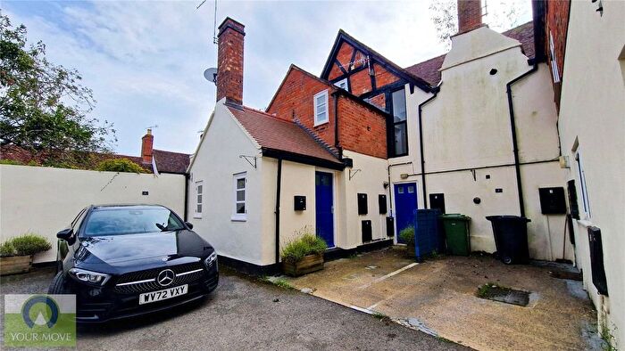 2 Bedroom Cottage To Rent In Head Street, Pershore, Worcestershire, WR10