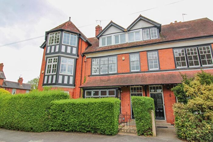 5 Bedroom Terraced House For Sale In Knighton Drive, Knighton, LE2