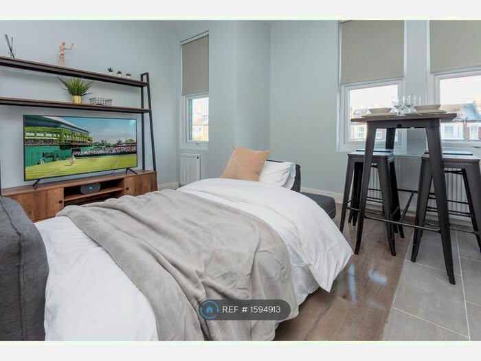 1 Bedroom Flat To Rent In Haydons Road, London, SW19