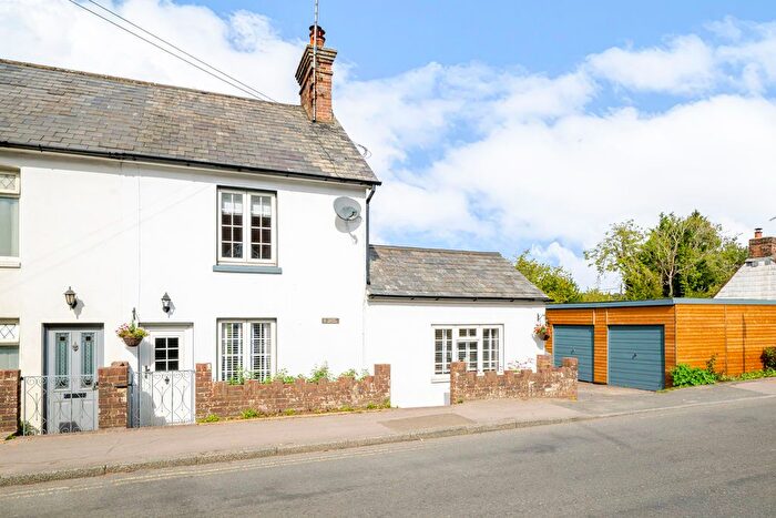 2 Bedroom Semi-detached House For Sale In Western Road, Crowborough, TN6