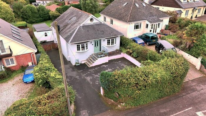 4 Bedroom Bungalow For Sale In Huxnor Road, Kingskerswell, Newton Abbot, TQ12