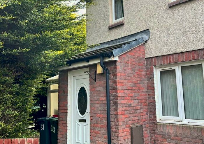 2 Bedroom Semi-Detached House To Rent In West Pilton Green, Edinburgh, EH4