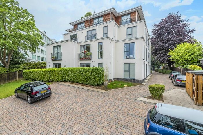 2 Bedroom Flat To Rent In Taymount Rise, London, SE23