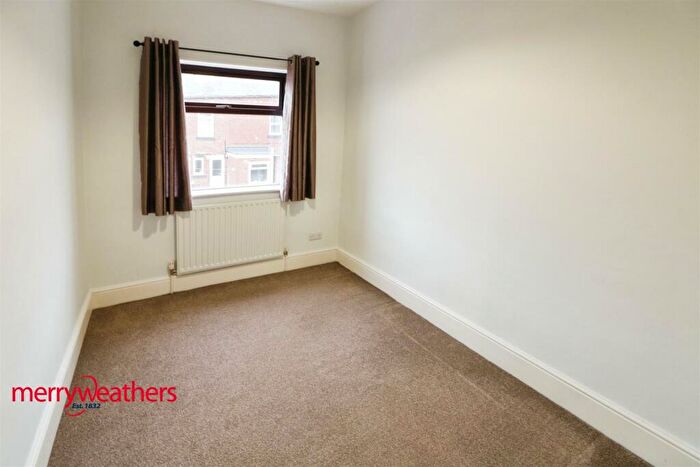 3 Bedroom End Of Terrace House For Sale In St Johns RoadBarnsley, S70