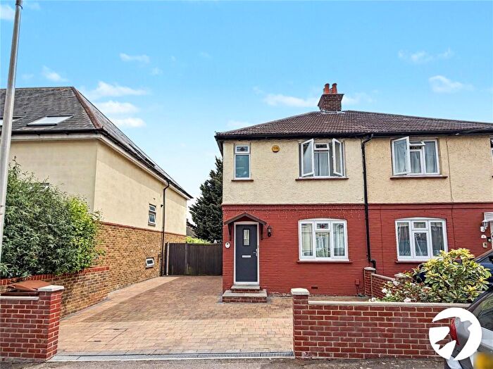 2 Bedroom End Of Terrace House For Sale In Haig Avenue, Chatham, Kent, ME4