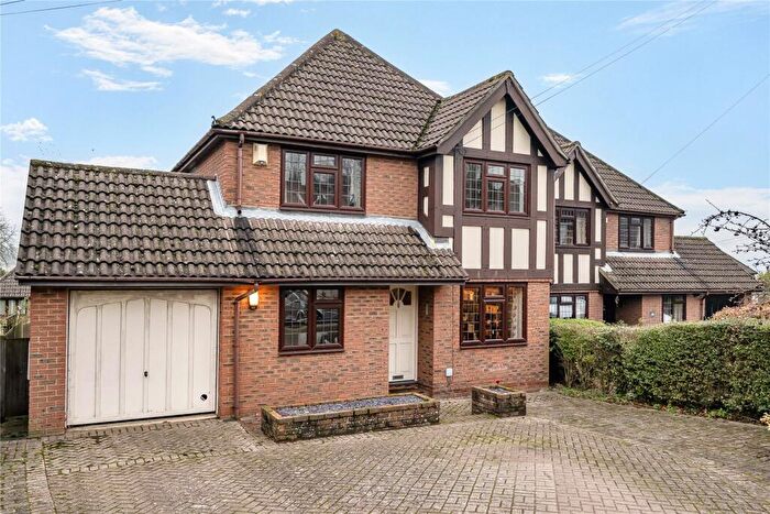 4 Bedroom Detached House For Sale In Glentrammon Road, Orpington, BR6