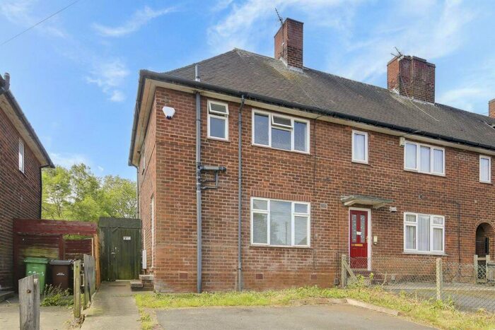 3 Bedroom Semi-Detached House To Rent In Beechdale Road, Beechdale, Nottinghamshire, NG8