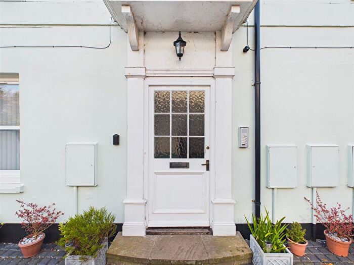 1 Bedroom Flat For Sale In Colne Road, Cromer, NR27