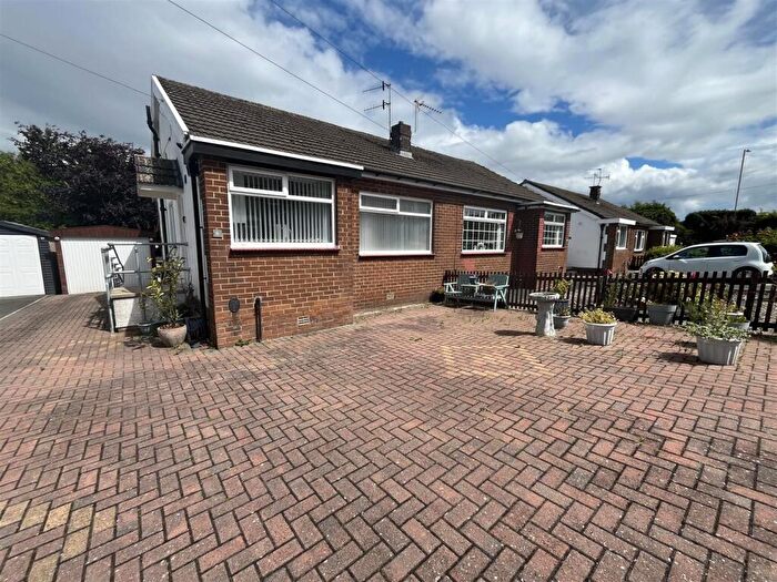 2 Bedroom Semi-Detached Bungalow For Sale In Bentfield Cottages, Clayton, Bradford, BD14