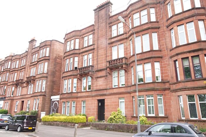 2 Bedroom Flat To Rent In Crow Road, Anniesland, Glasgow, G13