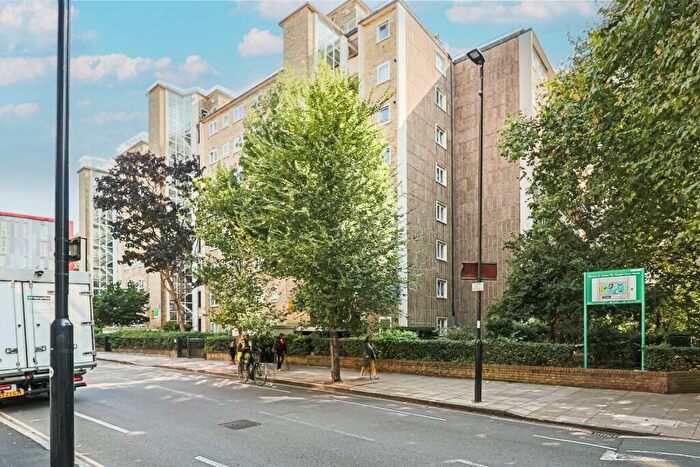 3 Bedroom Flat To Rent In Percival Street, Clerkenwell, EC1
