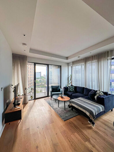 2 Bedroom Flat To Rent In Corson House, Canning Town, London, E14