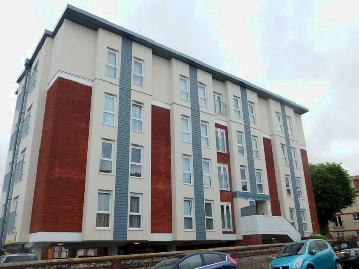 1 Bedroom Flat To Rent In St Leonards Road, Eastbourne, BN21