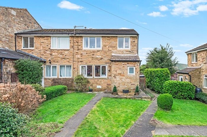 3 Bedroom Semi-Detached House For Sale In College Court, Bradley, Keighley, North Yorkshire, BD20