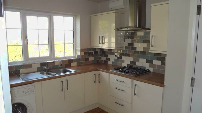2 Bedroom Detached Bungalow To Rent In Willow Place, Braithwell, Rotherham, S66