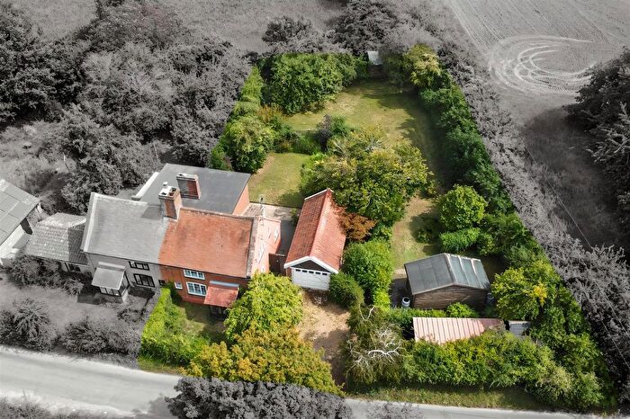 3 Bedroom Cottage For Sale In Tattingstone, Suffolk, IP9