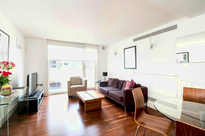 2 Bedroom Flat To Rent In Weymouth Street, Marylebone, London, W1W