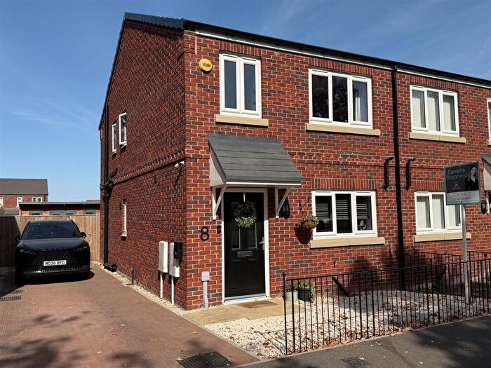 3 Bedroom Semi-Detached House For Sale In Fulwood Drive, Balby, Doncaster, DN4