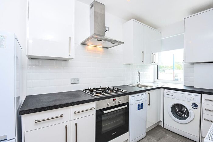 1 Bedroom Flat To Rent In Primrose Hill Road, Belsize Park, London, NW3