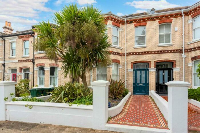 4 Bedroom Semi-Detached House To Rent In Walsingham Road, Hove, East Sussex, BN3