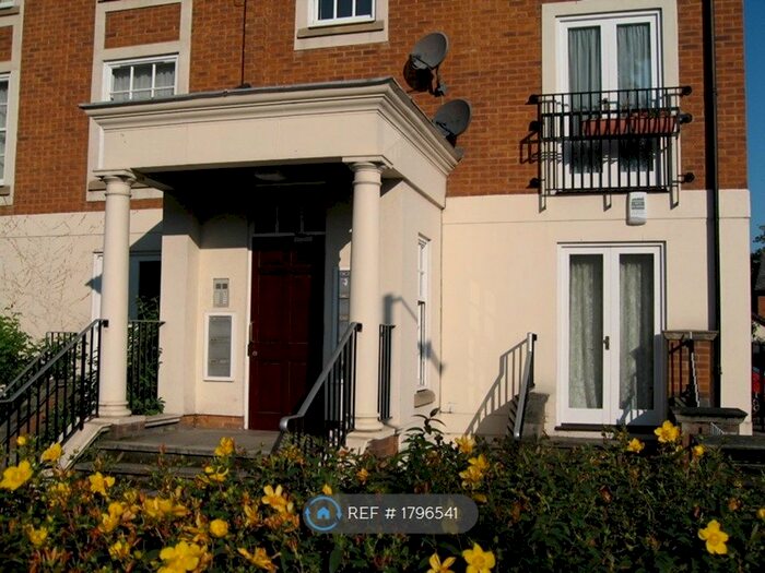 1 Bedroom Flat To Rent In Moriatry Close, London, N7