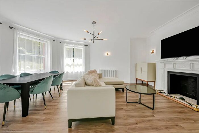 3 Bedroom Flat To Rent In Neville Court, Abbey Road, St Johns Wood, NW8