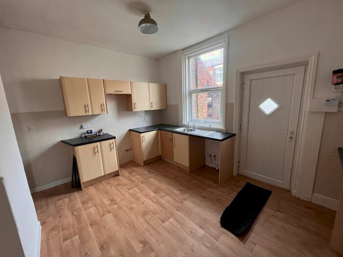 3 Bedroom Terraced House To Rent In Enfield Road, Blackpool, FY1