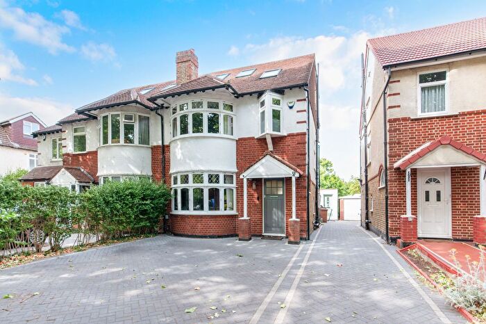 4 Bedroom Semi-Detached House To Rent In Dorset Road, London, SW19