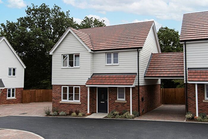 3 Bedroom Link Detached House For Sale In St Giles View, Start Hill, Bishop's Stortford, CM22