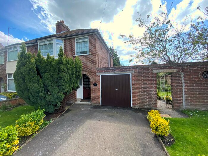 3 Bedroom House To Rent In Birdwood Road, Cambridge, CB1