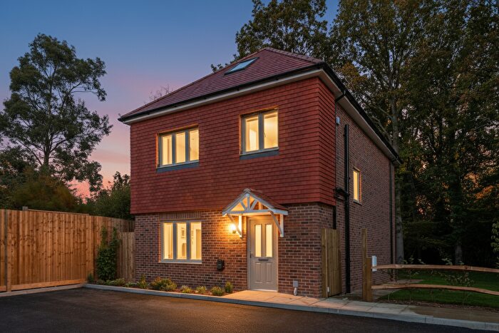 4 Bedroom Detached House For Sale In Smallfield, RH6