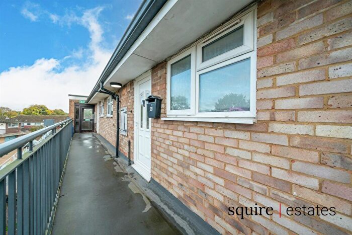 1 Bedroom Apartment For Sale In Waveney, Hemel Hempstead, HP2