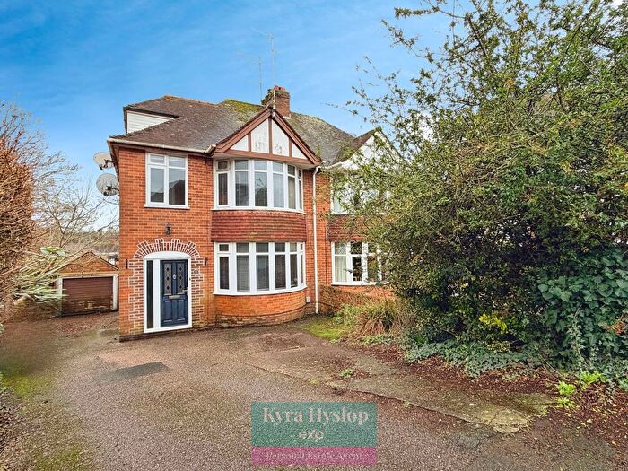 4 Bedroom Detached House For Sale In Cranbrook Road, Heavitree, Exeter, EX2