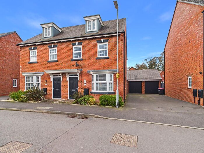 3 Bedroom Semi Detached House For Sale In Cullis Drive, Doseley, Telford, Shropshire., TF4