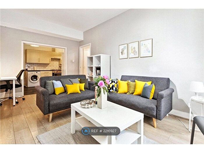 1 Bedroom Flat To Rent In Nevern Square, London, SW5
