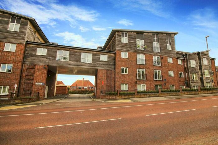 2 Bedroom Flat To Rent In Blacklock Close, Gateshead, NE9
