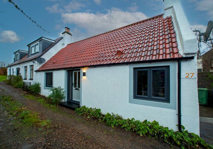 3 Bedroom Semi-Detached House For Sale In Cupar Road, Auchtermuchty, KY14