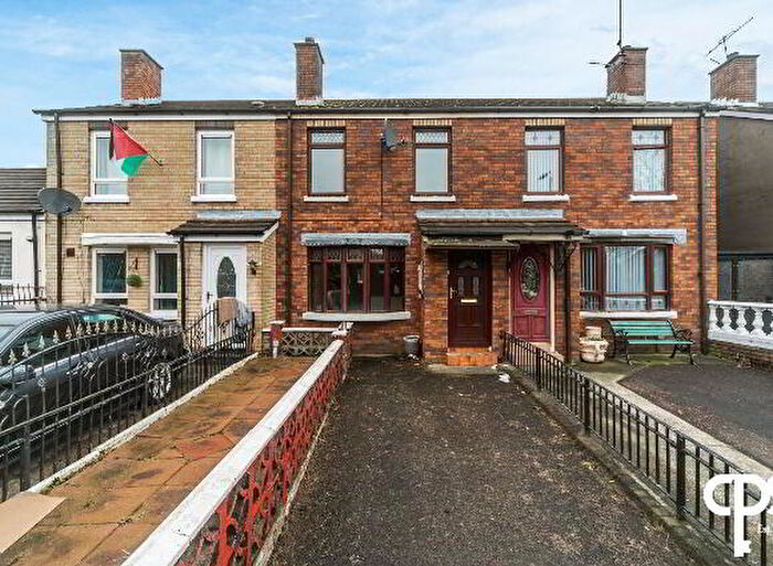 2 Bedroom Mid Terraced House For Sale In Leeson Street, Belfast, BT12