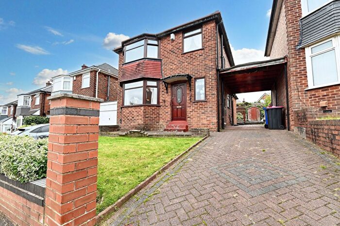 3 Bedroom Detached House For Sale In Broomhall Road, Swinton, M27