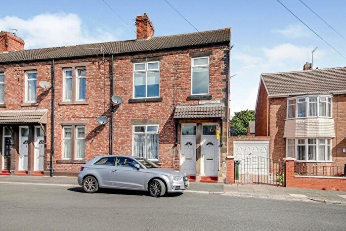 2 Bedroom Flat To Rent In St. James Terrace, North Shields, Tyne And Wear, NE29