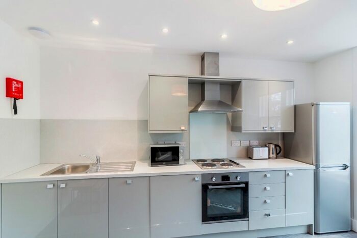 2 Bedroom Flat To Rent In Roseangle, West End, Dundee, DD1